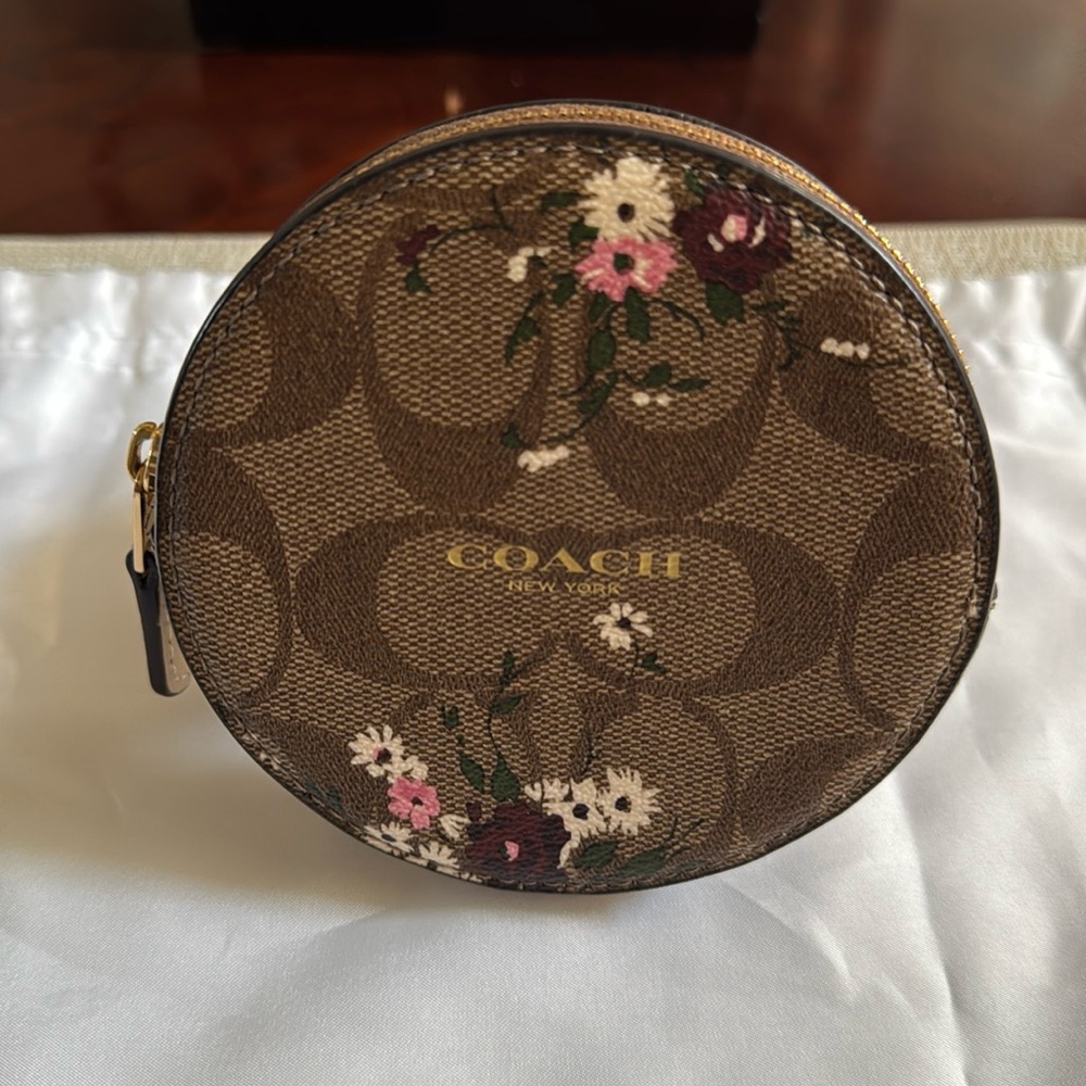 Coach round coin purse.  New without tags